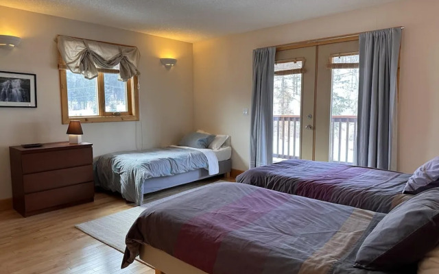 The Stemwinder Lodge by Simply Kimberley