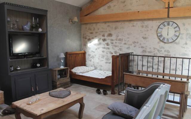 Le Perce Neige Les bruyères de Gaschon