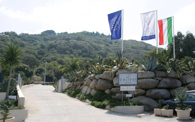 Hotel Tropis