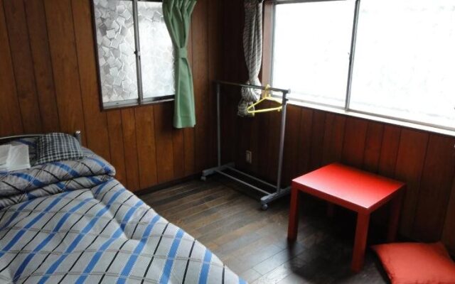 Tennoji Downtown Hostel Women Only (nur für Frauen)