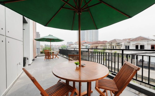 Urbanview Greenville Jakarta