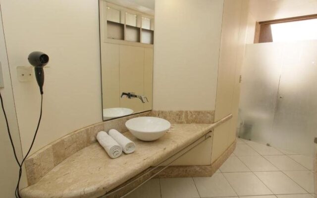 Raru's Motel Litoral Norte (Только для взрослых)