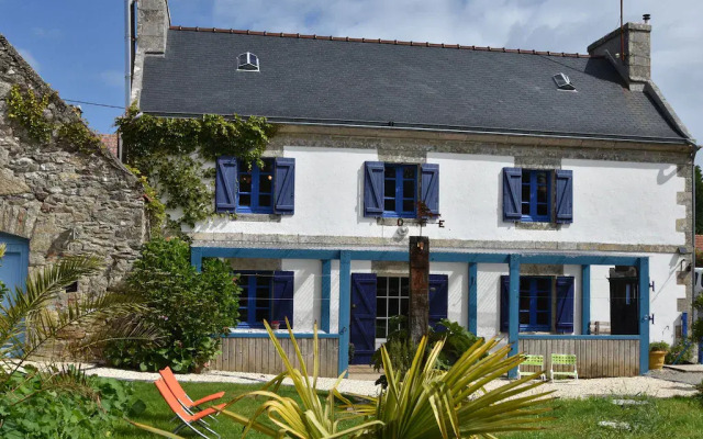 House Full of Charm With Garden,10min From the Pointe du Raz