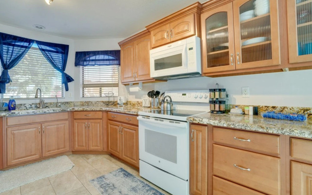 Oasis in Goodyear - Heated Pool, Patio & Gazebo