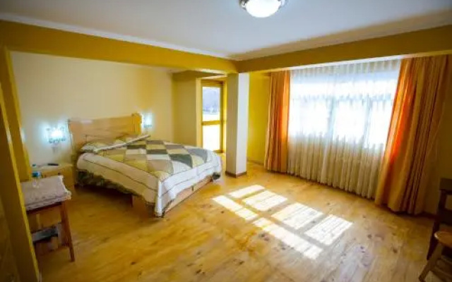 Morales Guest House