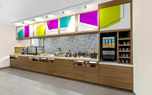 Home2 Suites By Hilton Hendersonville