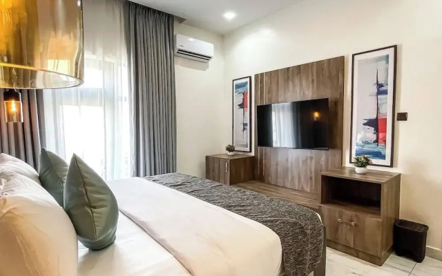 Adna Hotel