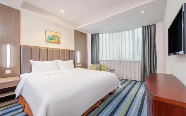 Отель Holiday Inn Express Hefei Huaihe Road