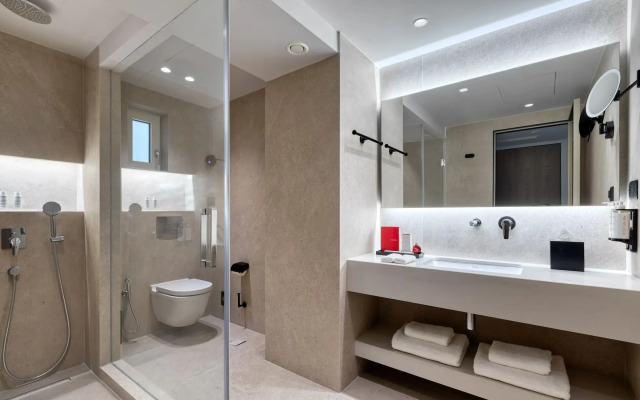 Neptune Luxury Resort