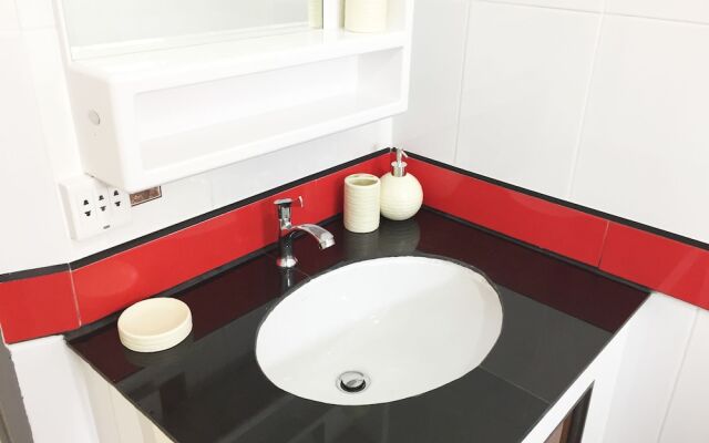 3 bedroom Pool Villa Near Walking St