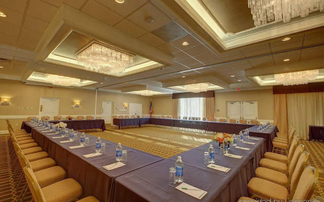 Comfort Inn & Suites Danbury-Bethel