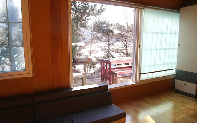 Namhae Gwanumpo Pension