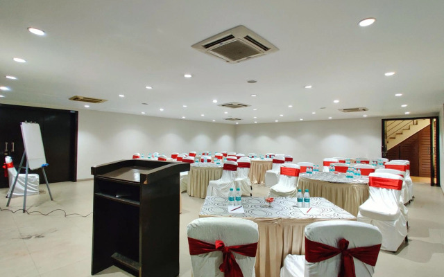 Citrus Hotel Lonavala