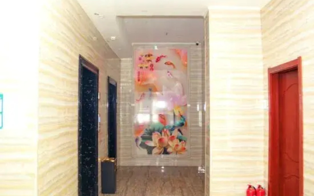 Jiamusi Number Nine Hotel (Railway Station Central Hospital)