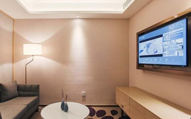 Lavande Hotels Ningbo South Railway Station North Square