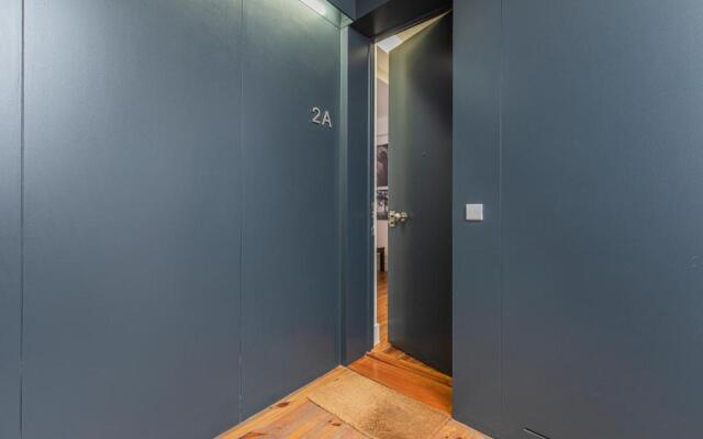 32 -Lovely 2 bedroom Apt in Principe Real