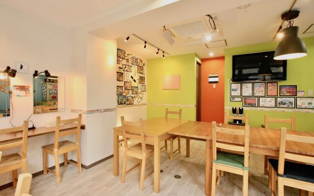 Osaka Guesthouse HIVE