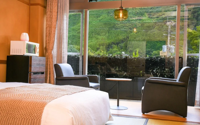 Yufuin Floral Village Hotel