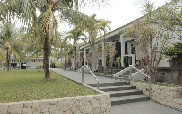 Capital O 459 Kuraya Residence
