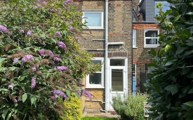 Funky 1BD Flat W/luscious Garden - Walthamstow!