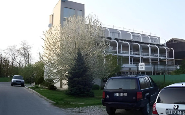 Hotel Négy Évszak