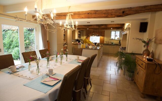 Lut's B&B