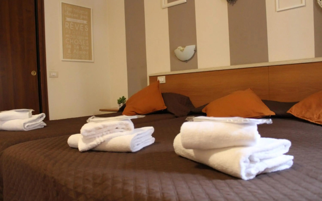 Hotel Ares