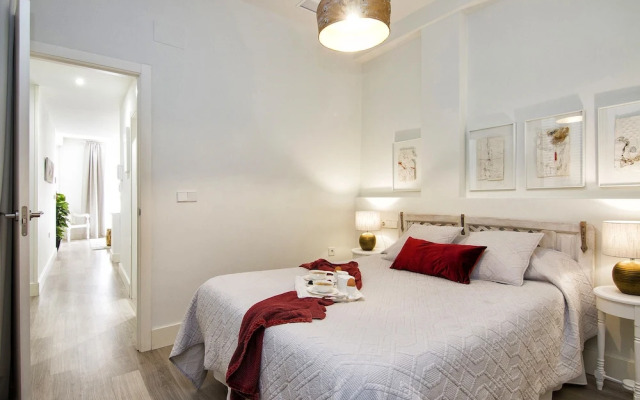 Granada Deluxe Apartments