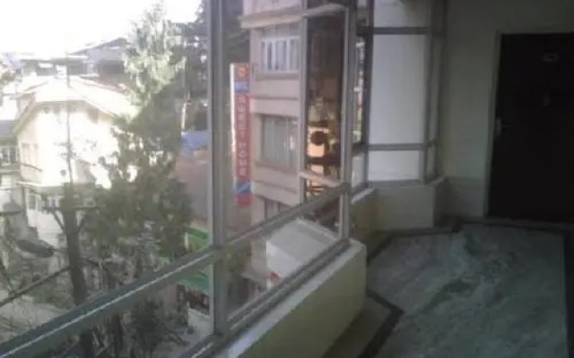 Hotel Meghma, Darjeeling