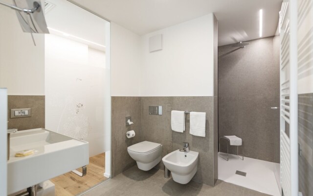 Alea Garda Lake Suite