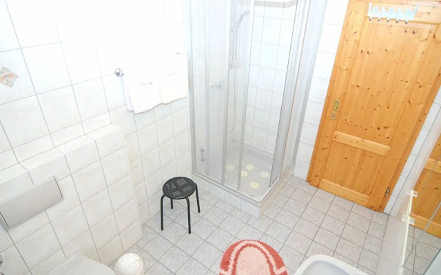 Apartment With Garden and Sauna Tranquil Area