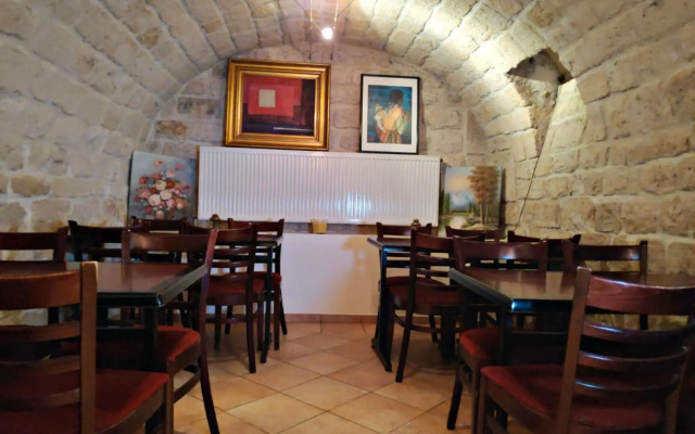 Hotel Little
