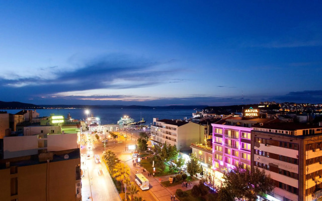 Artur Hotel