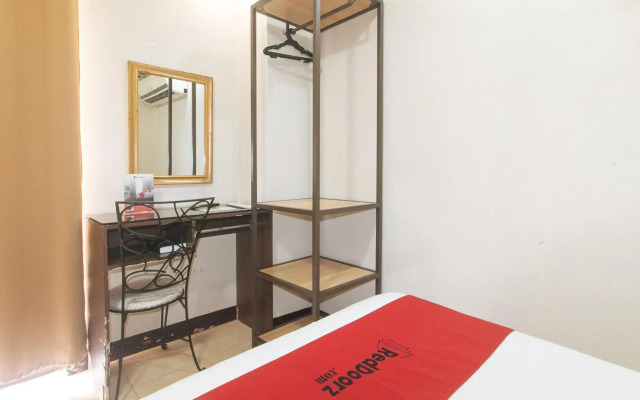 Reddoorz near Landers Superstore Cebu City
