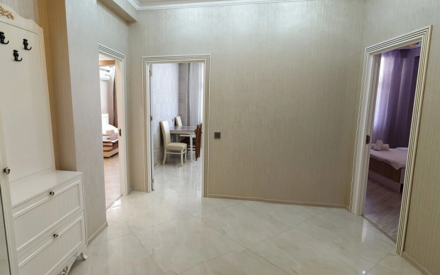 Bakuvi Tourist Apartment B056
