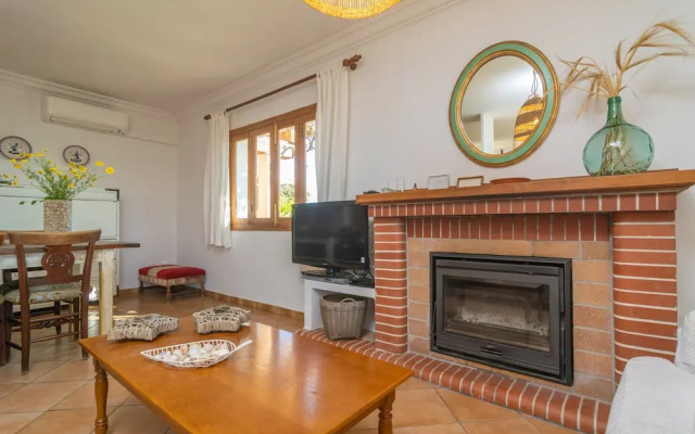 Can Pilos in Inca With 3 Bedrooms and 2 Bathrooms