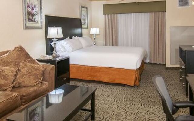 Wyndham Garden Bakersfield