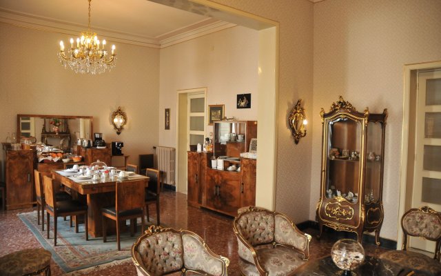 Guglielmo Room's B&B