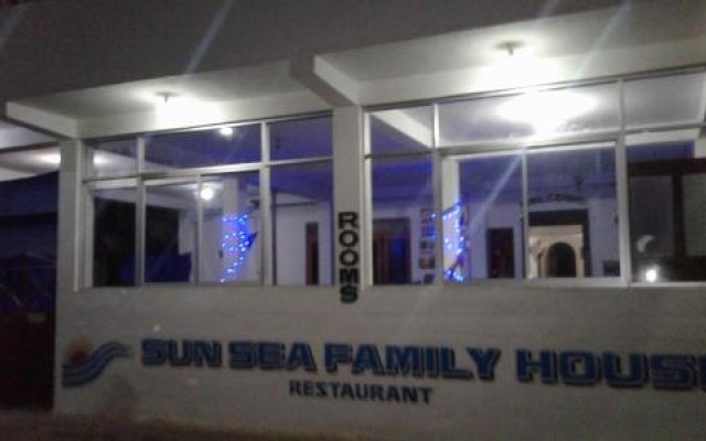 Sun Sea Family House