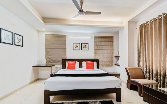 OYO 14502 Hotel Hill View Guest House Hitech City