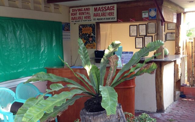 Dumaguete Springs Beach Resort