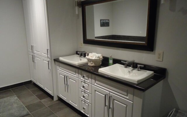 La Maison du Lac Bernard