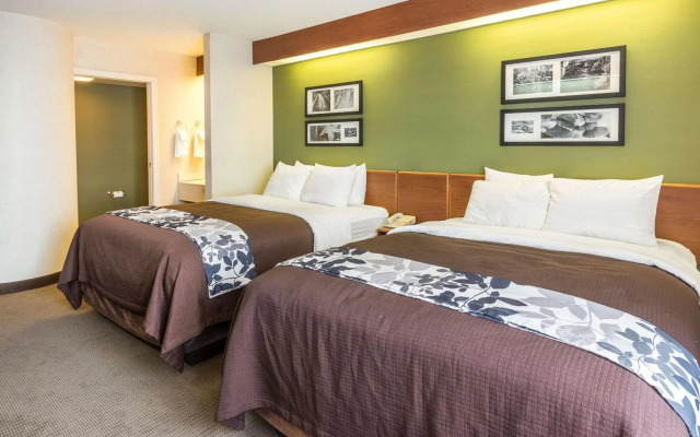Sleep Inn & Suites Bay View Acme - Travers City