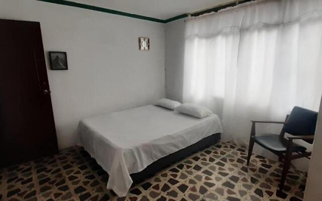 hostal la 18