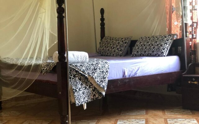 Colonial Guest House- Mbale
