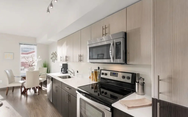 Pelicanstay in Pioneer Square