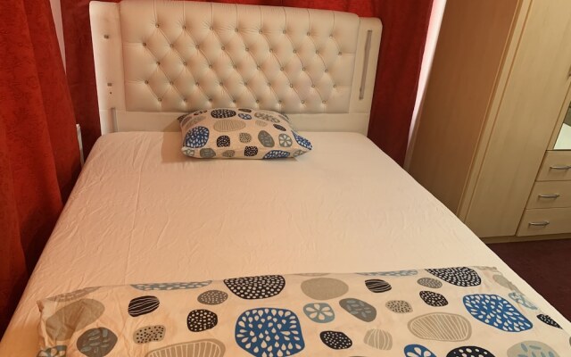 Rose Gerden Apartments and rooms
