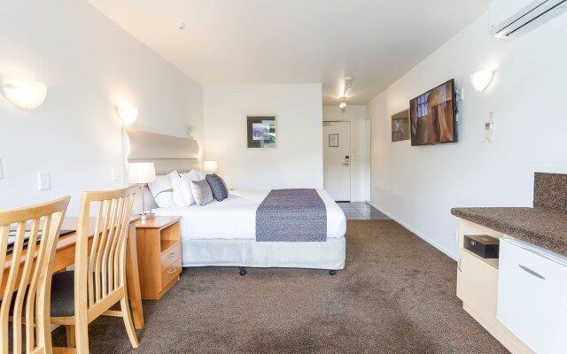 Tides Hotel