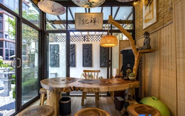 Zhang's Garden Hostel