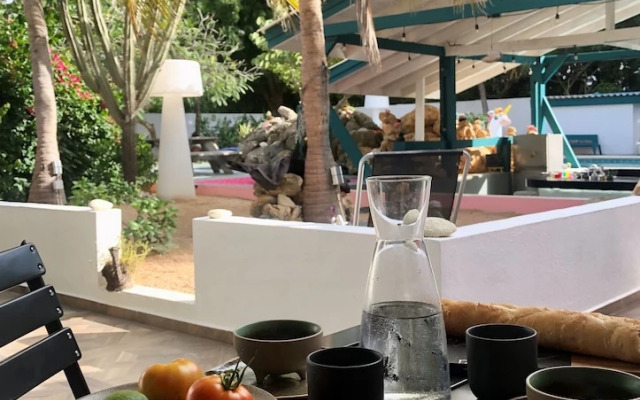 THUISHAVEN adults-only boutique resort